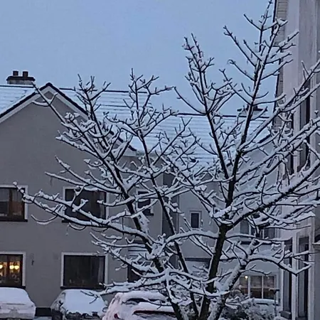 Railway Avenue Clifden